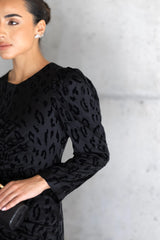 Noiré Dress